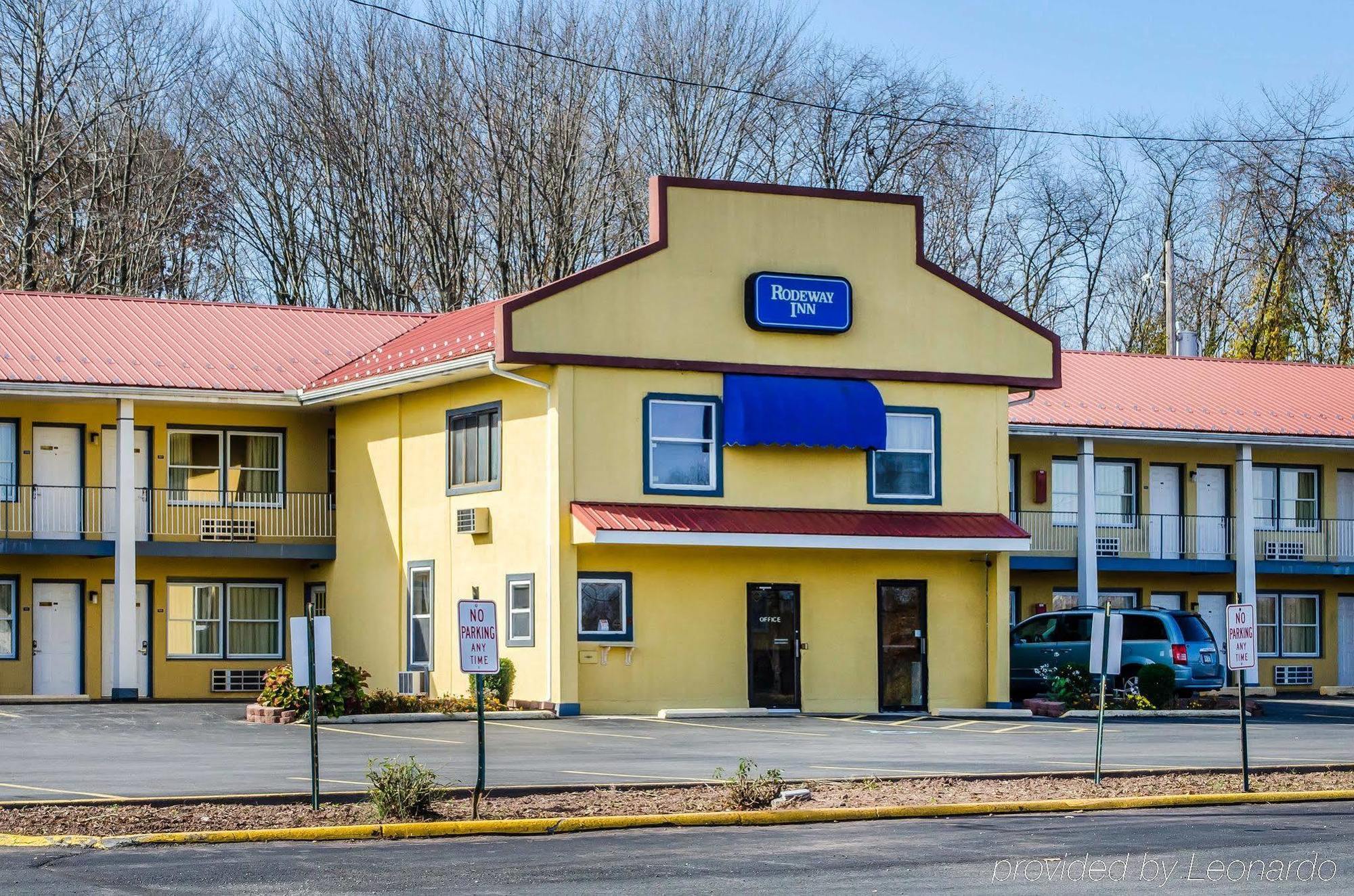 Relax Inn Lewisburg Extérieur photo