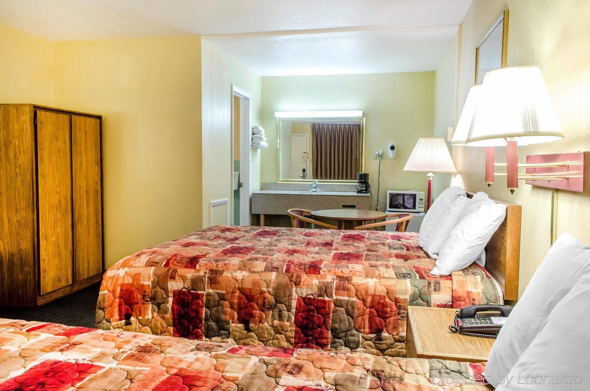 Relax Inn Lewisburg Extérieur photo