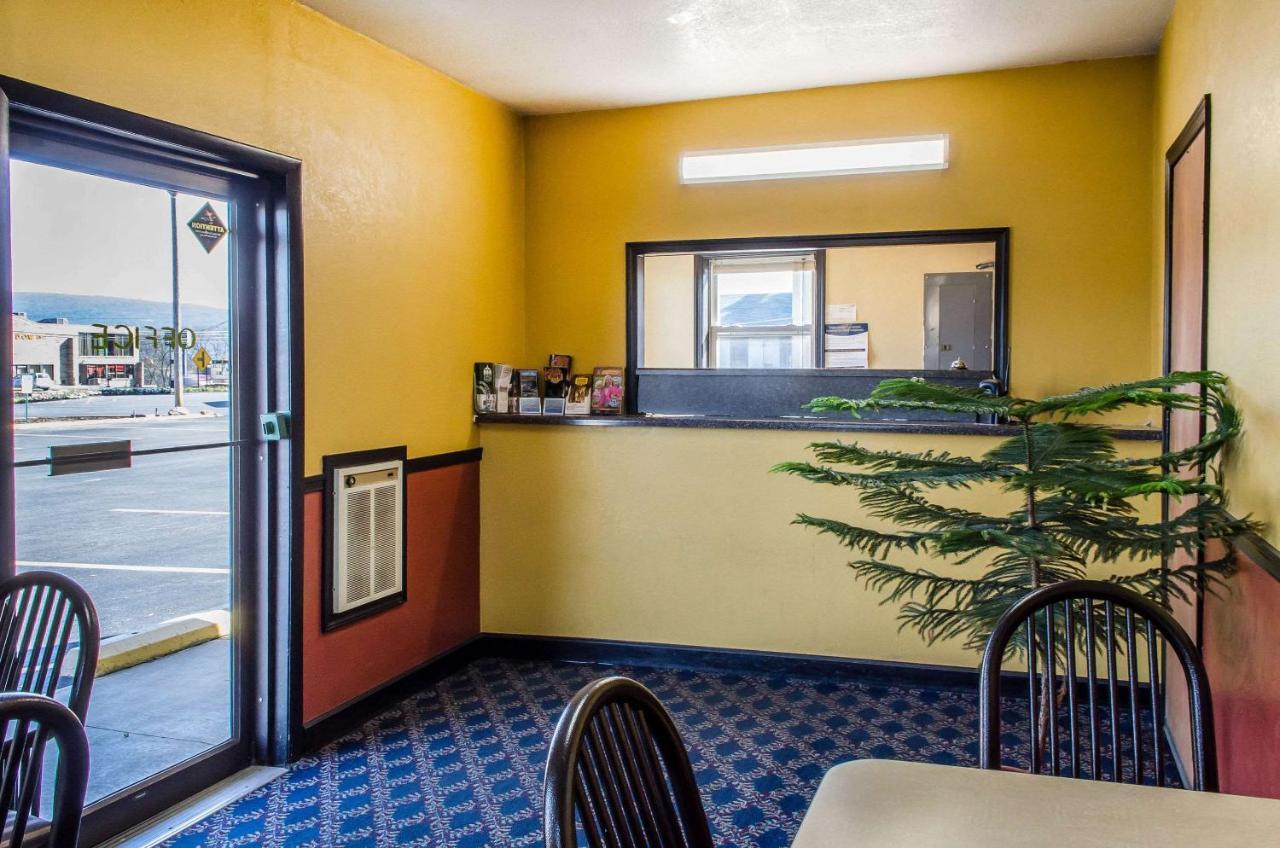 Relax Inn Lewisburg Extérieur photo